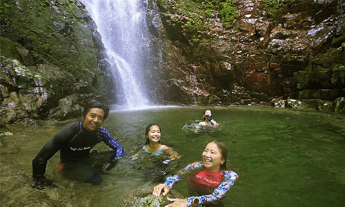 ハリオの滝トレッキング